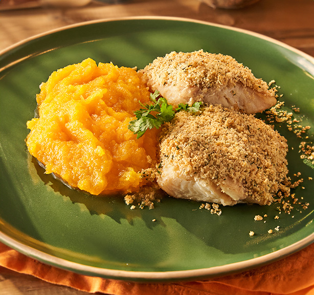 Receita: Filé de Filhote Com Crosta de Beiju e Purê de Jerimum Com Leite de Coco