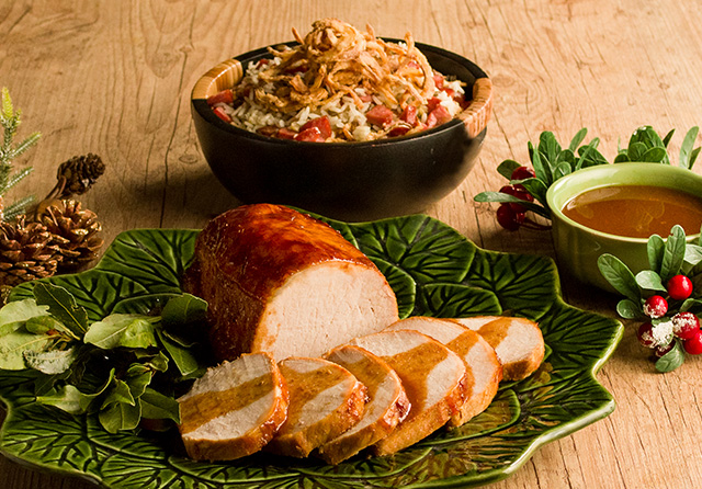 Receita: Lombo Assado com Molho de Rapadura com Arroz de Lentilha e Cebolas Fritas