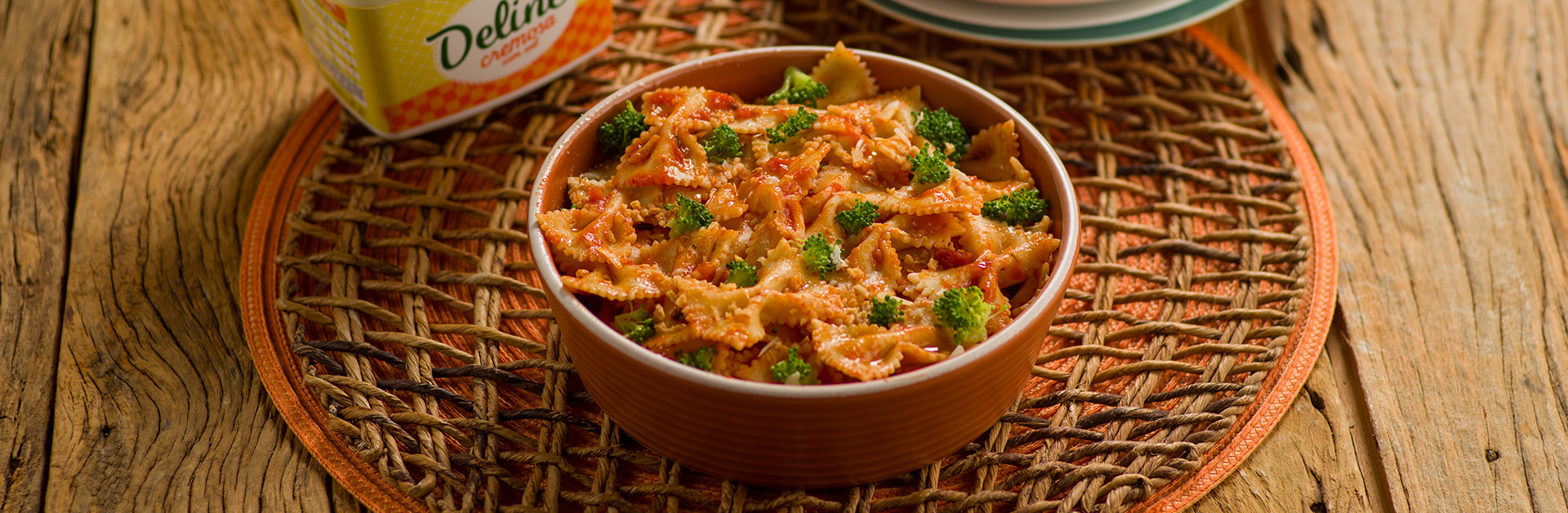 Receita: Macarrão Prático Com Tomate, Brócolis E Alho Frito