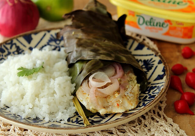Receita: Peixe assado na folha de bananeira 